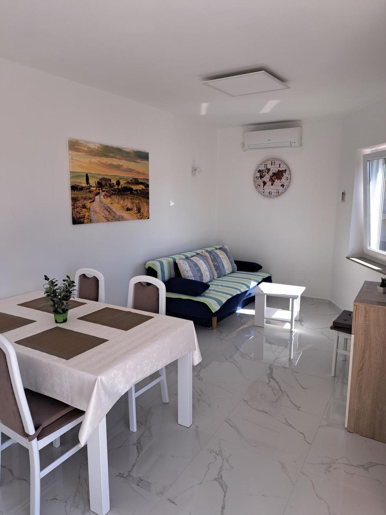 Apartmani Totic Malinska Dış mekan fotoğraf